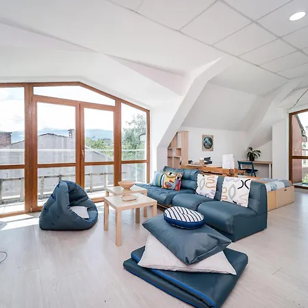 Bulrock Residance Apartment *