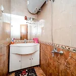 Bulrock Residance Apartment
