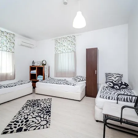 아파트 Bulrock Residance