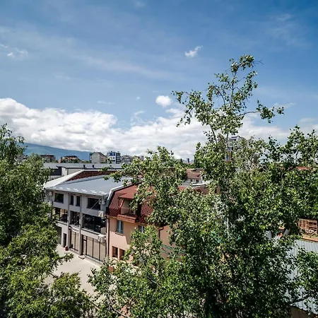 Bulrock Residance Апартаменты