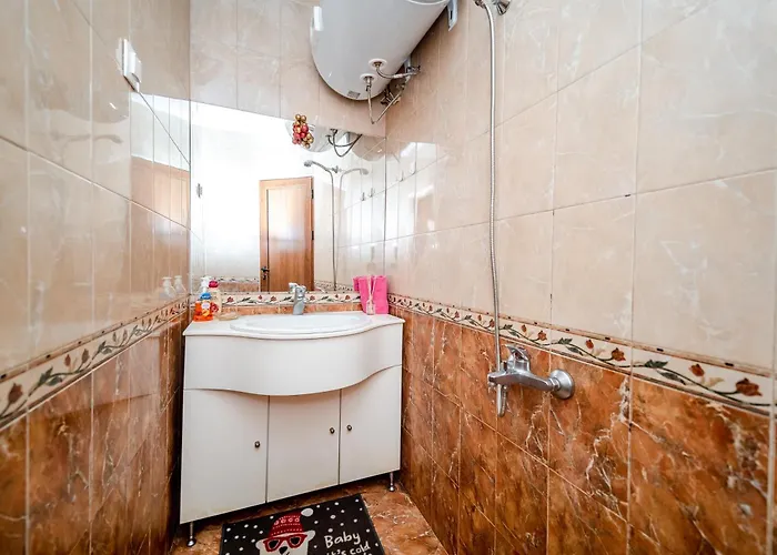 Bulrock Residance Apartment